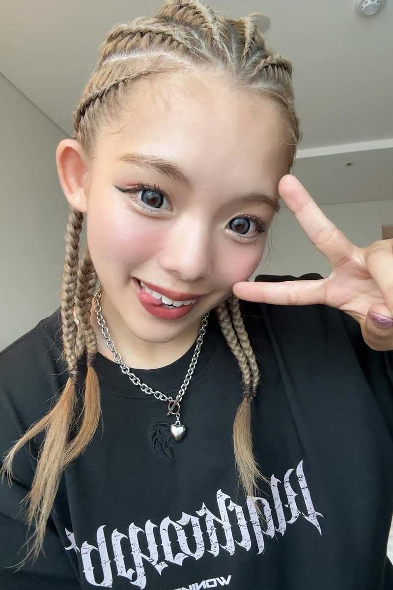 平田彩音【写真:インスタグラム(@hira_1219)より】