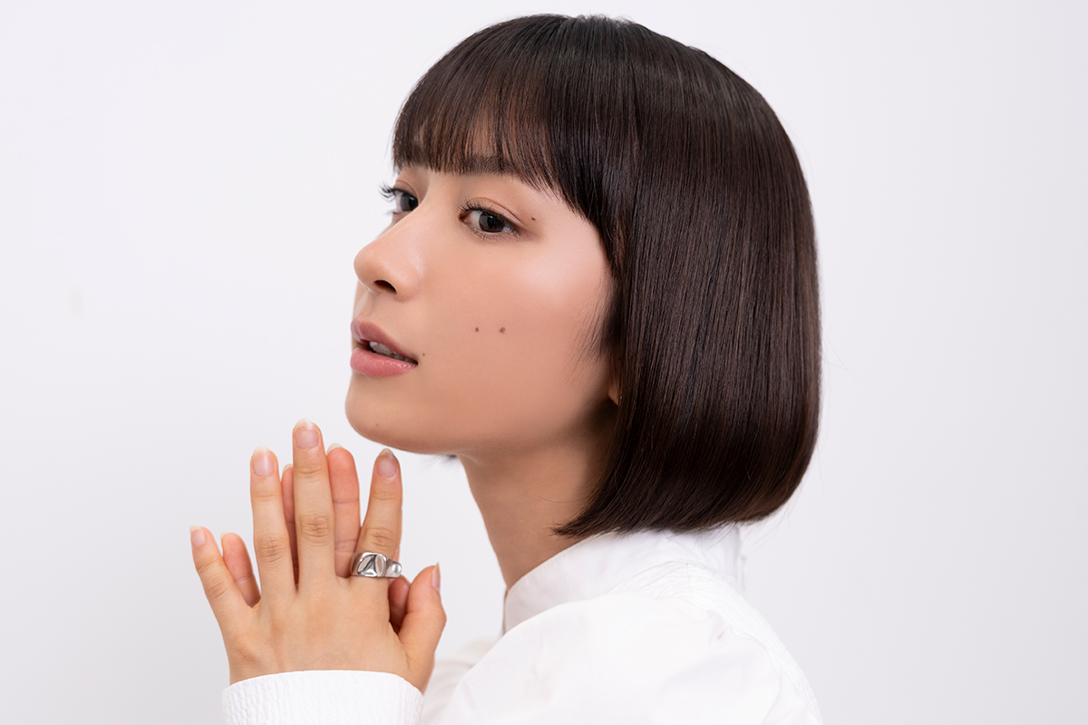 藤崎は小松菜奈を「憧れの俳優」に位置づける【写真:増田美咲】