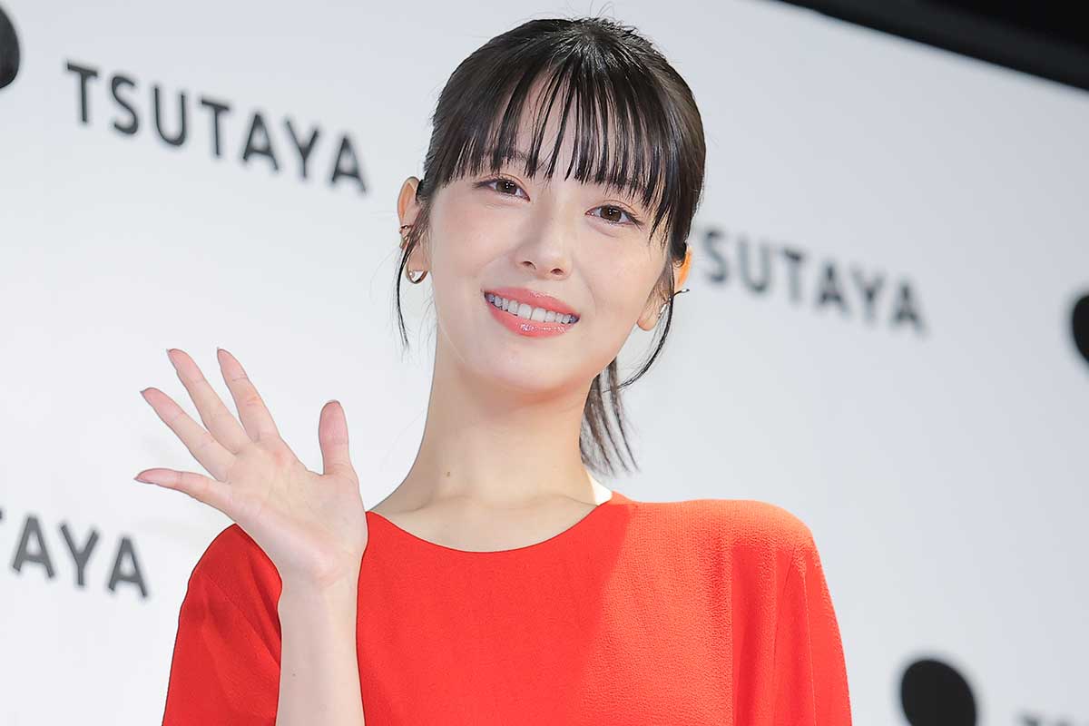 会見に出席した浜辺美波【写真:ENCOUNT編集部】