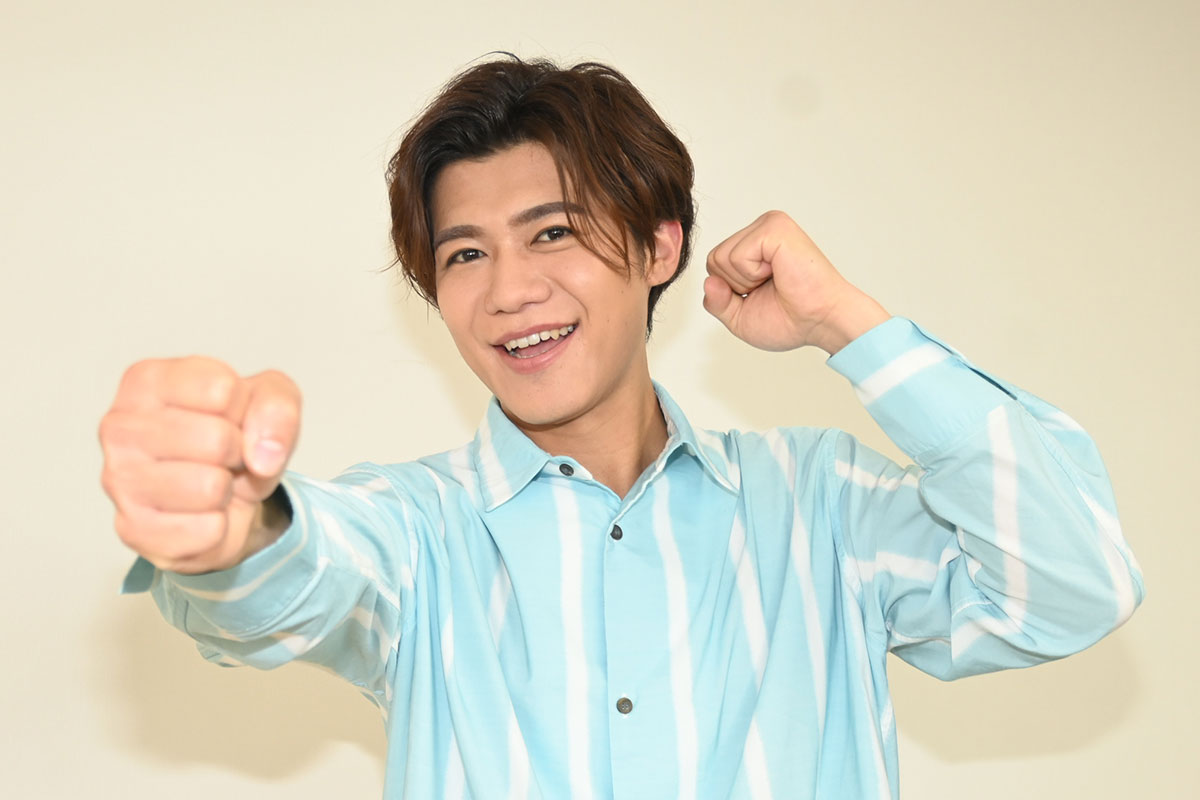 取材に応じた新浜レオン【写真：ENCOUNT編集部】