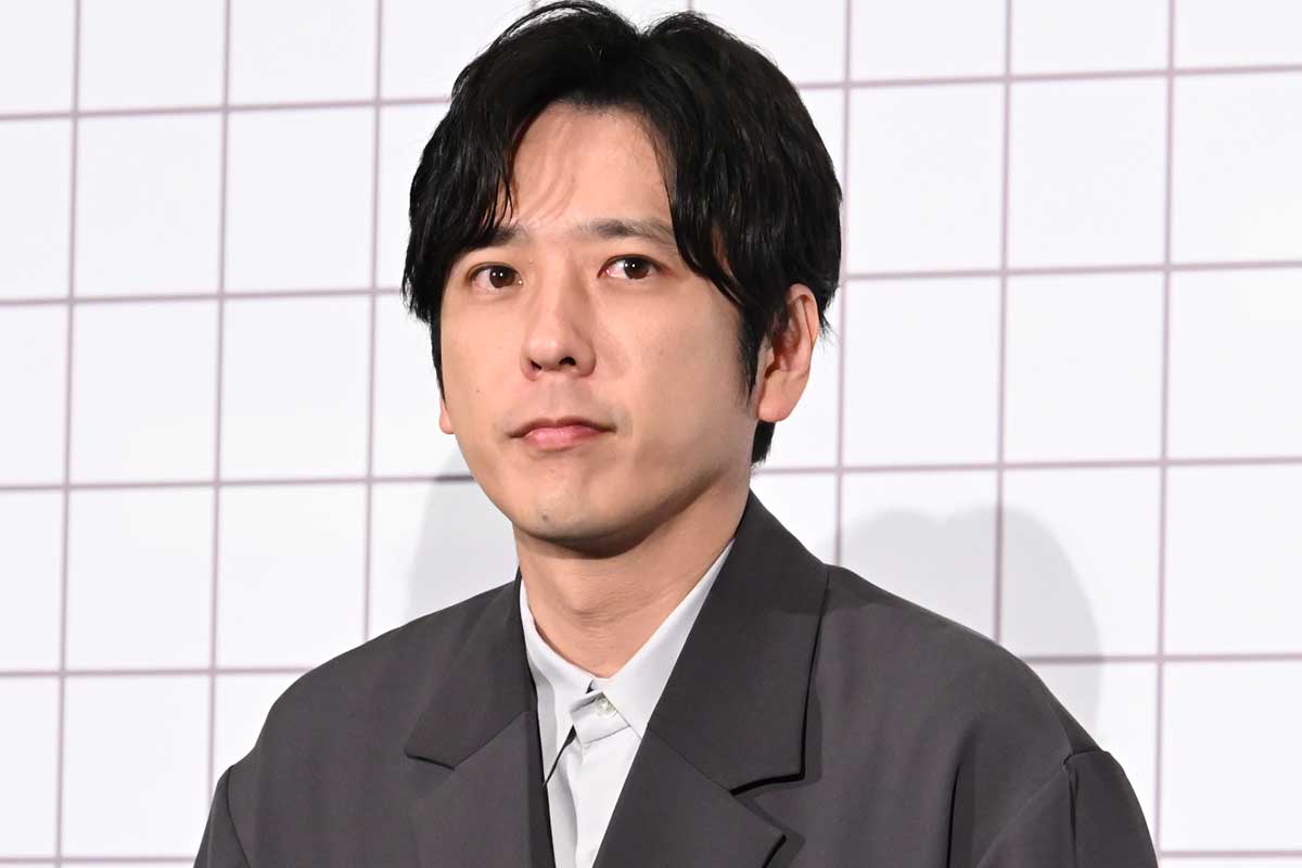 二宮和也、カンヌで堂々“投げキッス”　強心臓ぶりに世界的巨匠も驚き「ニノすごいね」