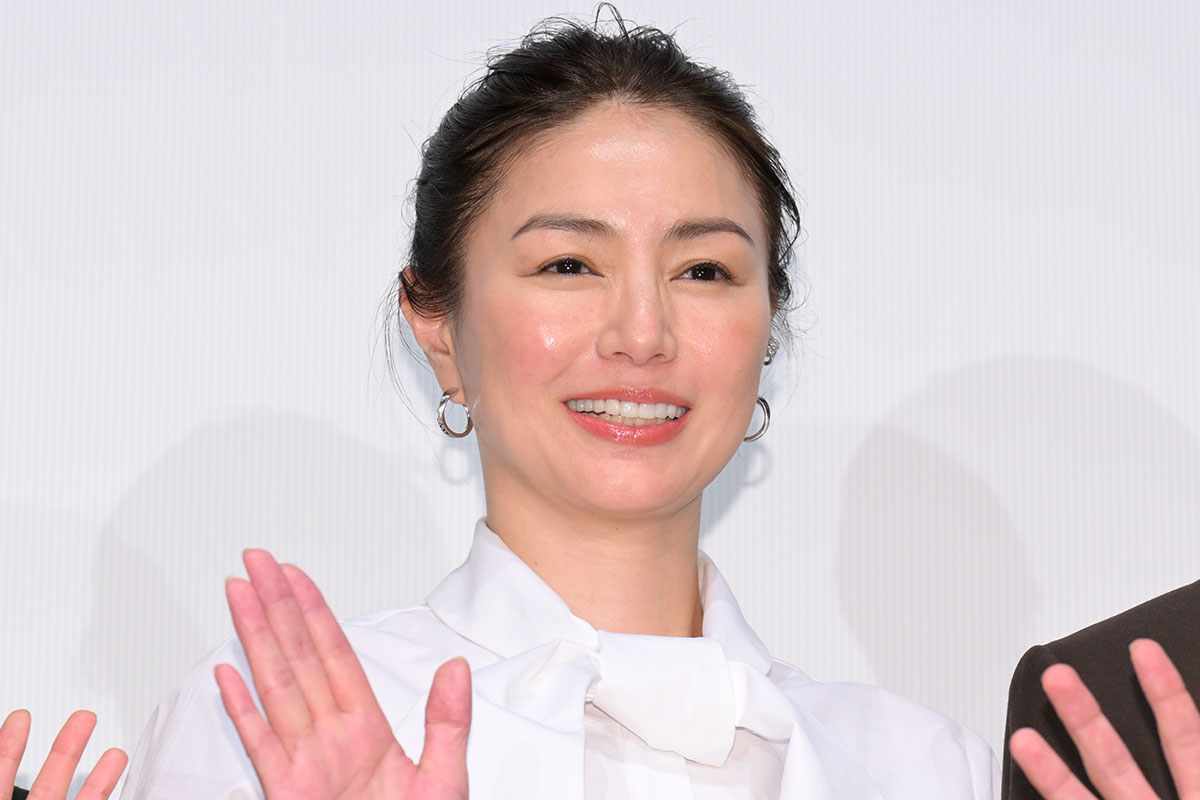 ジャパンプレミア舞台あいさつに登壇した井川遥【写真:ENCOUNT編集部】