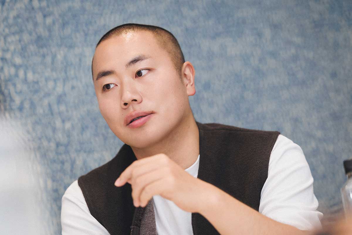 観光大使として、秋田のクマ被害の深刻さを語る岡部大【写真：冨田味我】