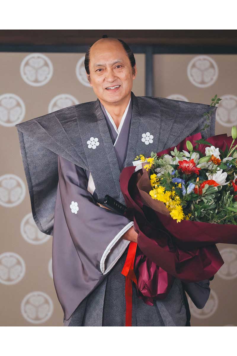 クランクアップした渡辺謙【写真:(C)NHK】