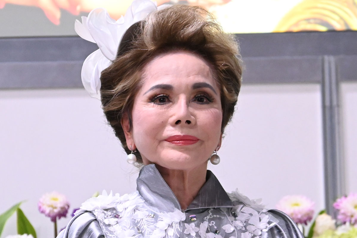 デヴィ夫人、棺に入った姿に海外ファン衝撃「皆勘違いする」　生前葬に「びっくりして涙が」
