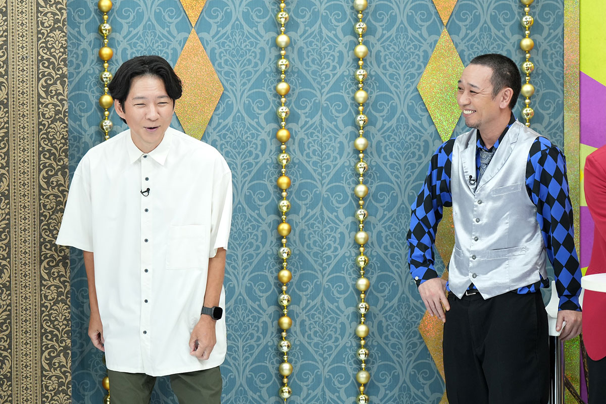 『チャンスの時間』に出演するアンジャッシュの渡部建(左)と千鳥・大悟【写真:(C)AbemaTV,Inc.】