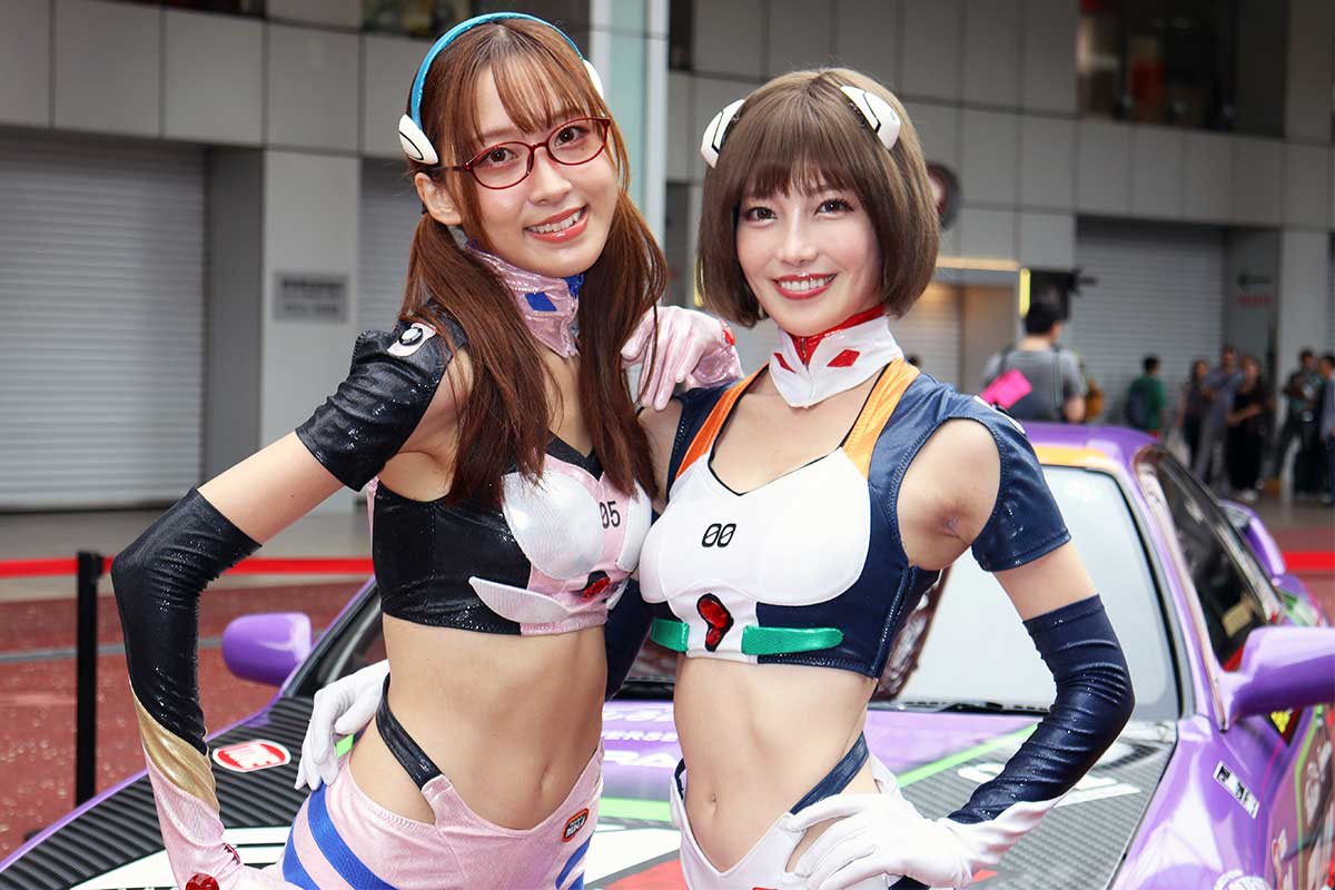 「グッとくるものが」　“エヴァカラー”特別GT-R＆スープラ、東京タワーに集結…サーキットメイトも感激