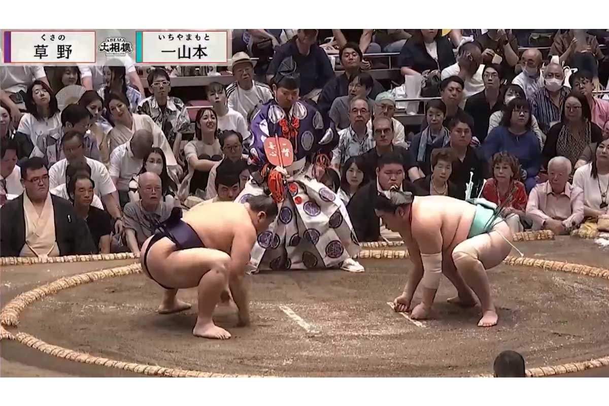 大相撲で「気になって仕方がない」「イケメンがいると思ったら」　元V6・三宅健の観戦姿にネットくぎ付け