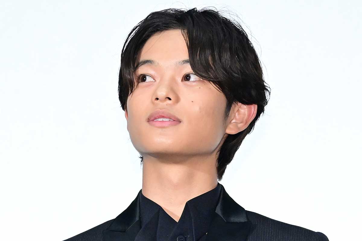 「本当に15歳なの??」　『国宝』で注目の黒川想矢、“ゲキ渋”ファッションでの変貌に「ワイルドで格好いい」「どんどん大人へと」の声