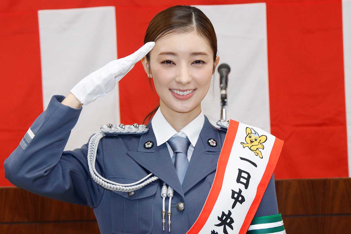 一日警察署長を務めた宮本茉由【写真：ENCOUNT編集部】