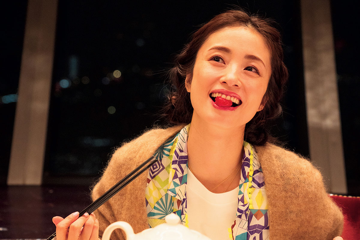 上戸彩の寝起きやスポーツブラ姿が公開　抜群スタイルに注目「すげー」「最高級にステキ」
