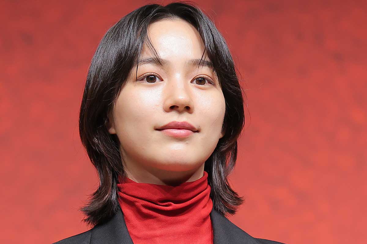 のん、将棋ドラマで駒捌きを猛特訓「朝ご飯も駒を触りながら」　ストイックさに共演陣も驚き