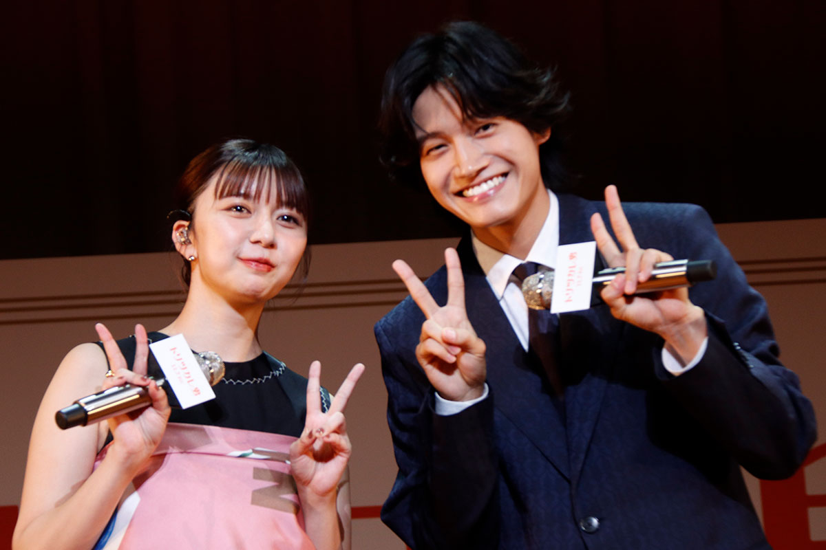 Aぇ! Group佐野晶哉、“歌手”上白石萌歌を絶賛　ライブ観覧で感動「曲を生きているようなドラマがある」