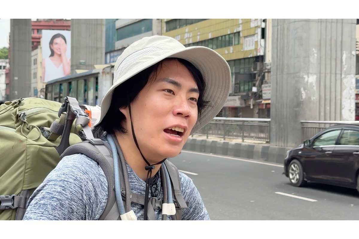 6歳少女の夢は「軍隊に入りたい」「国を助けたい」　街中には戦車が停車…くるまは衝撃