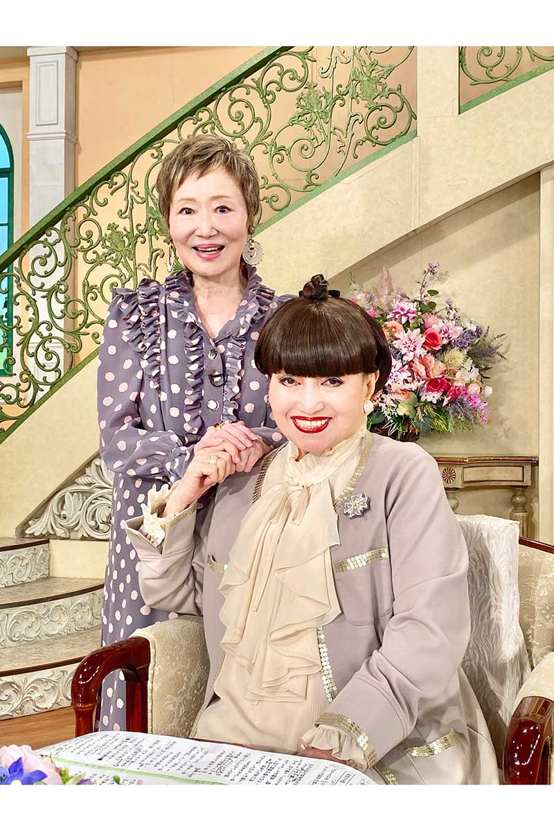浜木綿子（左）が『徹子の部屋』に出演