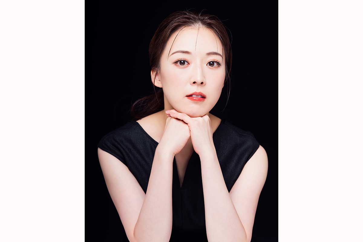 元宝塚歌劇団娘役・華雅りりか、芸能事務所所属を発表「これからは俳優として、また司会者として」