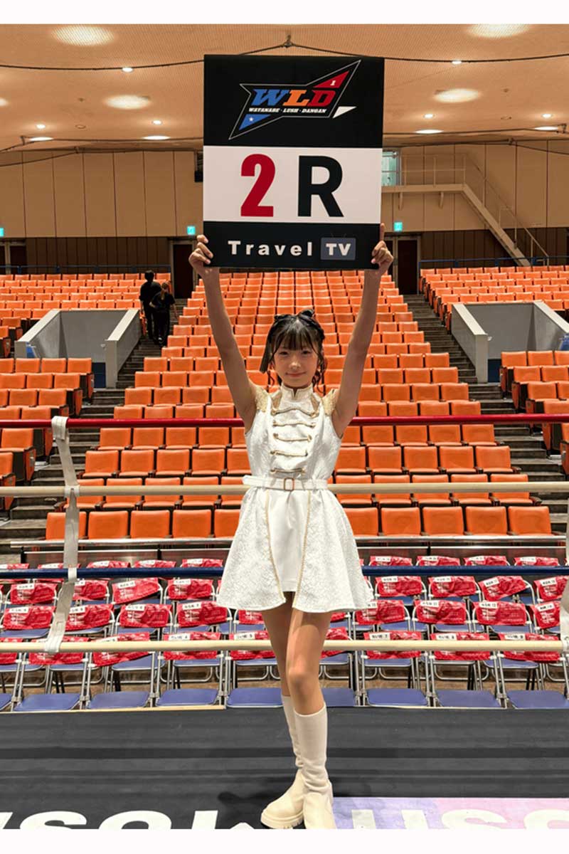 “純白コスチューム”でリングに上がったMIU
