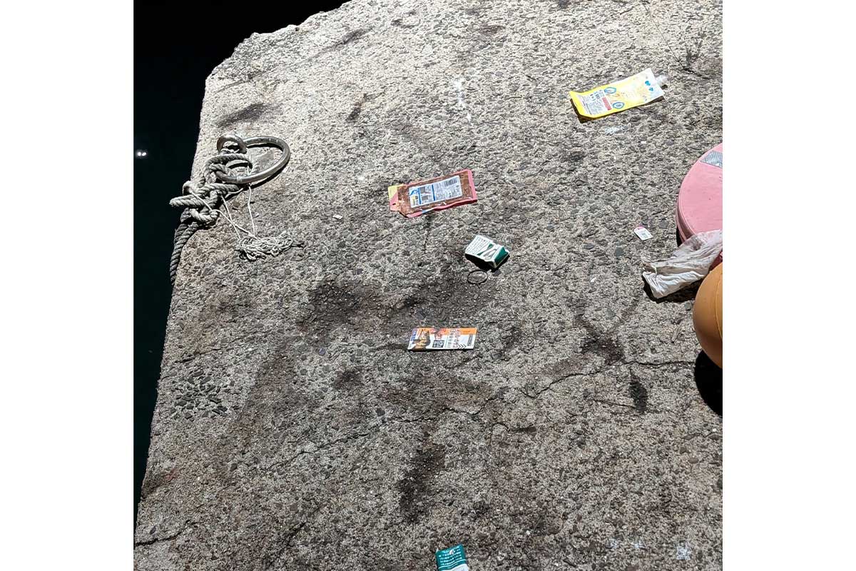 「最低や」「許せない」　吸い殻、プラスチックごみ…釣り場で大量投棄に憤り　回収量はごみ袋2つ分