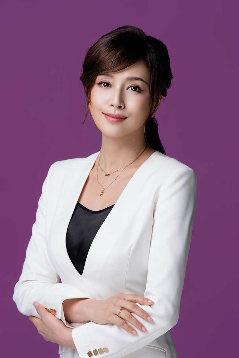 夫婦共演に「恥ずかしさは1ミリも無い」【写真：矢口亨】