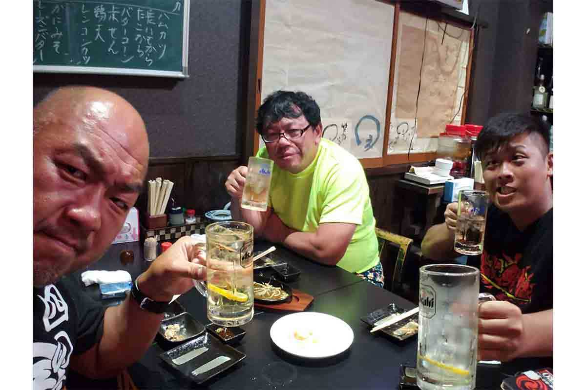 温泉清掃中にクマ襲撃、被害者はプロレス界の人格者　幼い娘2人を残して…盟友ぼう然