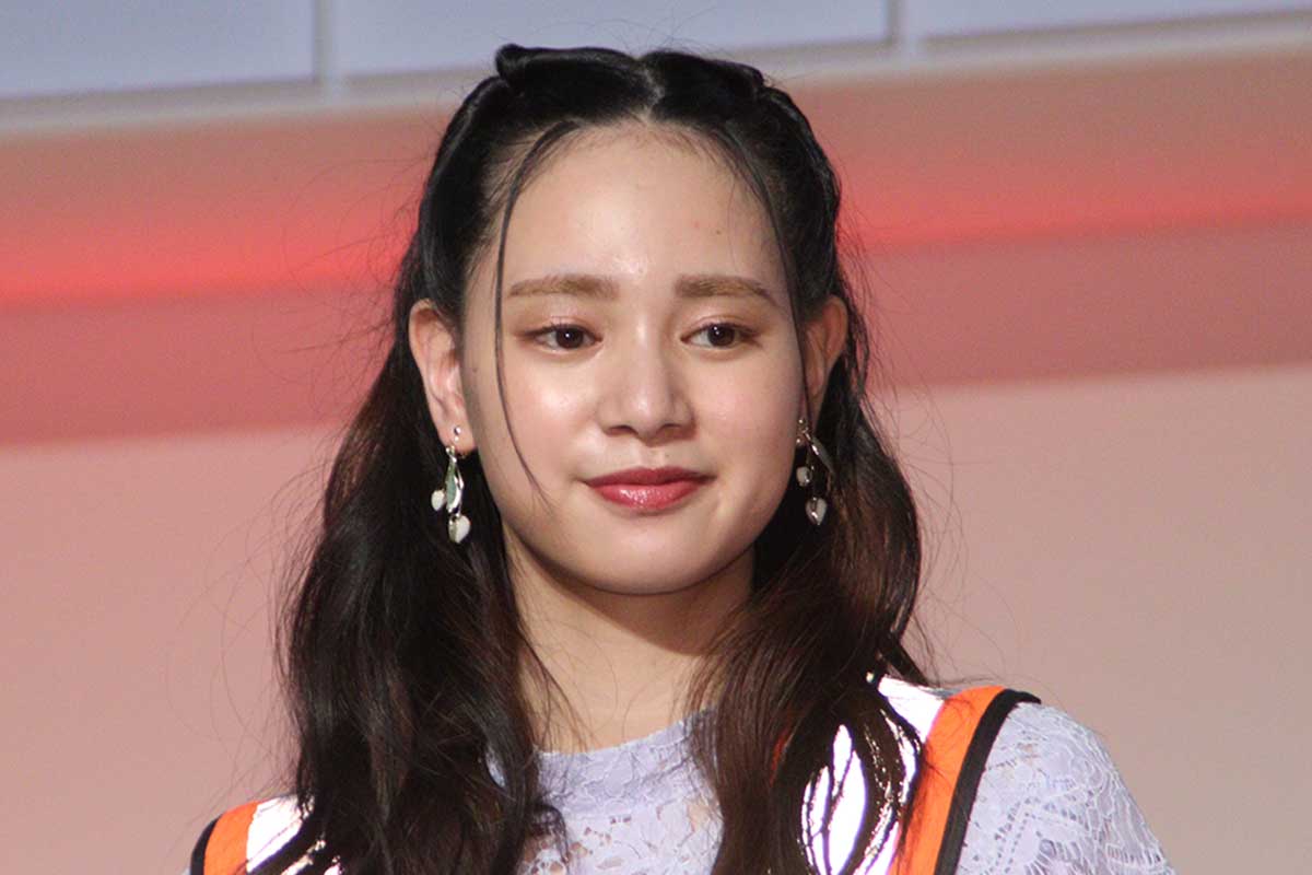 オリ左腕・宮城の女優妹、美しい投球フォームにネット騒然「右投げなんですね」「どんだけ綺麗なんよ」