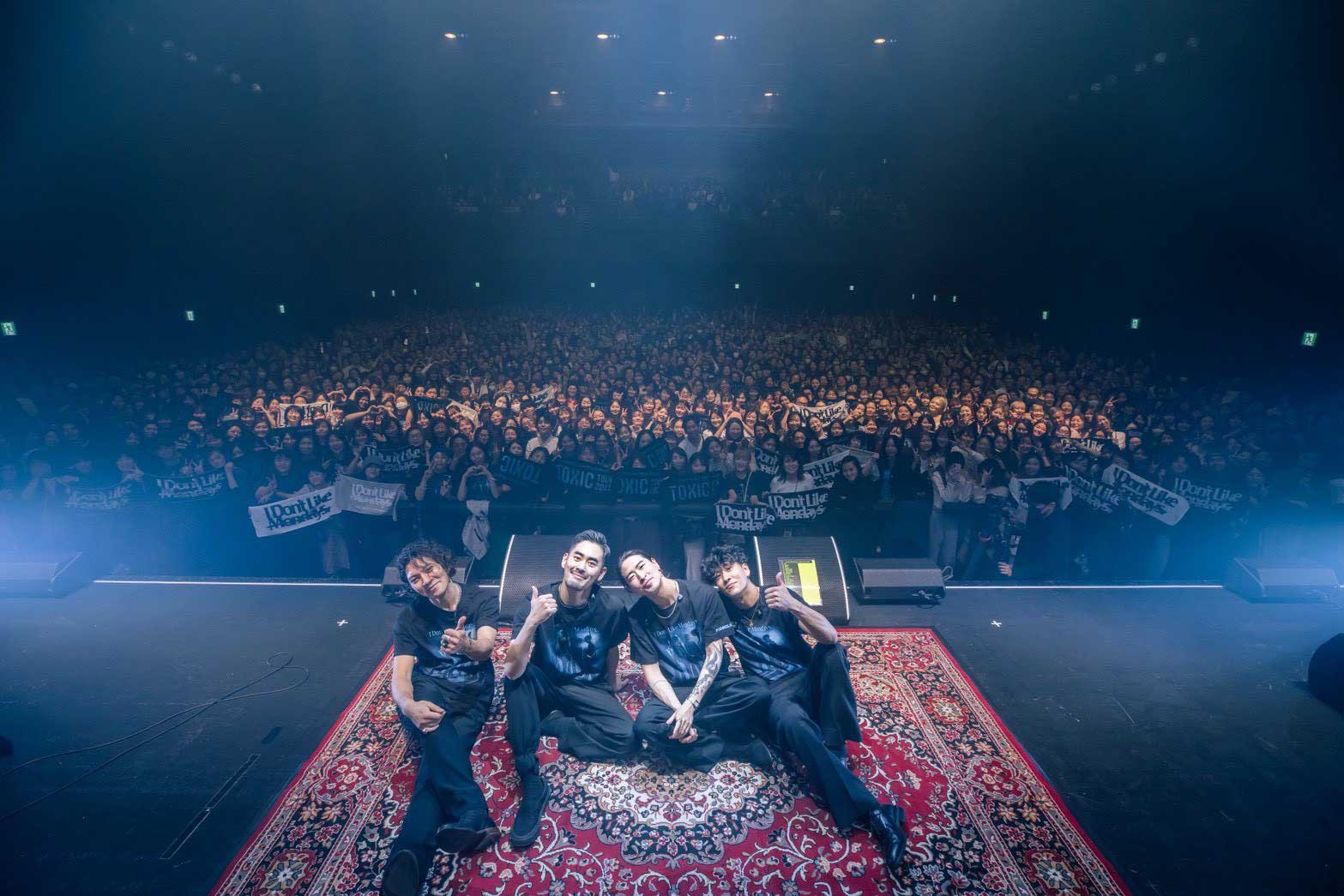 アンコールを含めて全20曲を披露した