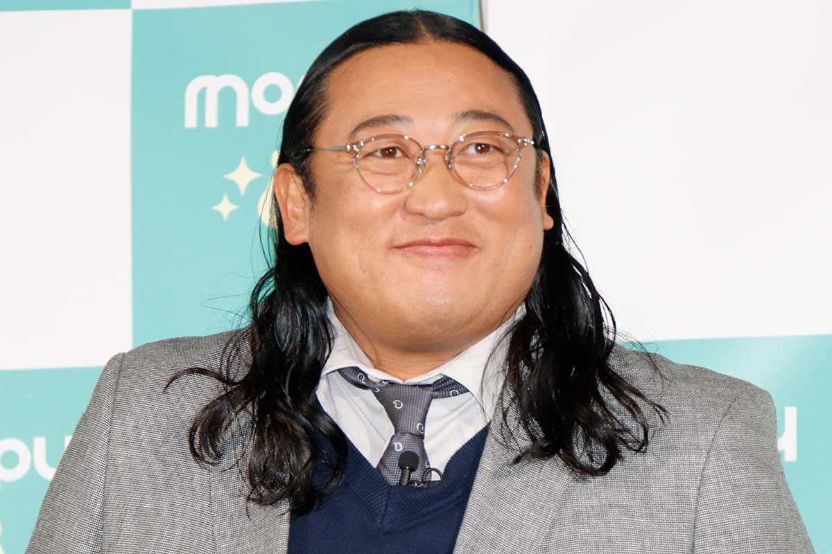 発表会に登壇したロバートの秋山竜次【写真:ENCOUNT編集部】