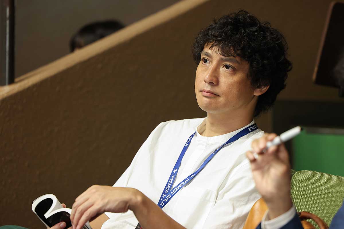 『ザ・ロイヤルファミリー』安藤政信、馬との撮影に当初は“怖さ”も変化　主演・妻夫木聡に「調教されています（笑）」