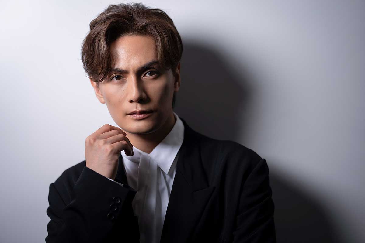 コメディー・ミュージカル『サムシング・ロッテン!』でシェイクスピア役を演じる加藤和樹【写真:藤岡雅樹】