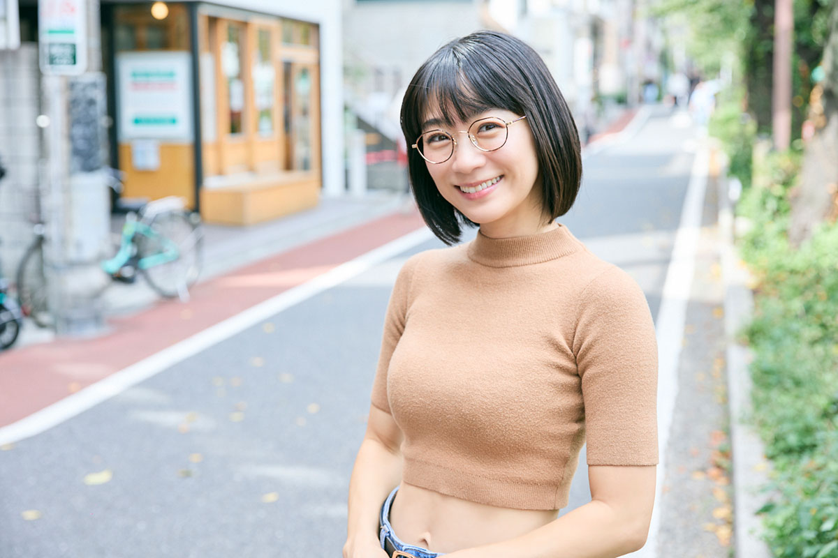 “元祖メガネっ子アイドル”時東ぁみ、現在は1児の母で防災士　10年ぶりグラビアで意識した「男性目線」