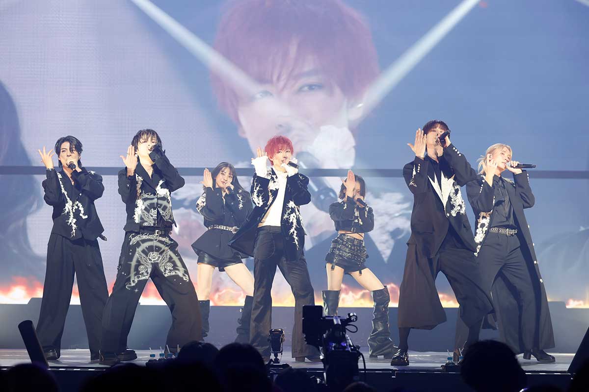 全23曲を披露した