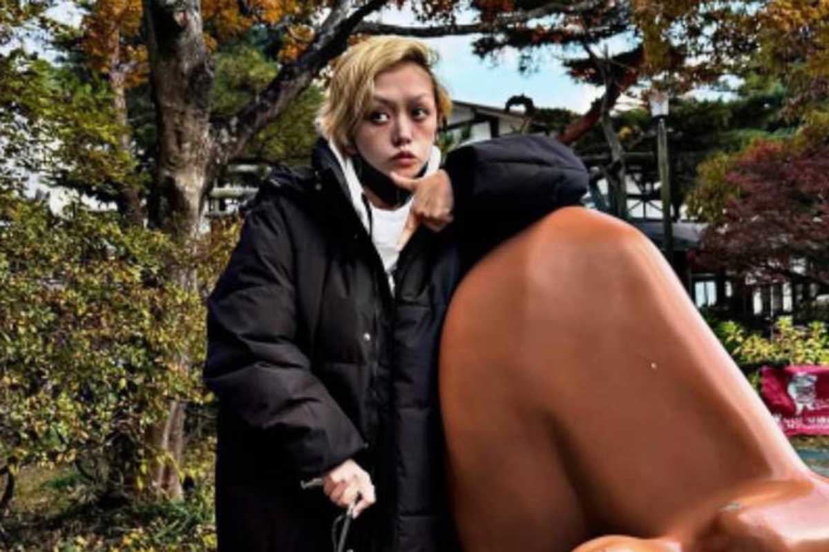 肺がん手術公表の広田レオナ、激変の金髪に「少年みたいで素敵」の声　クマ出没報告にネット震撼「お気をつけて」