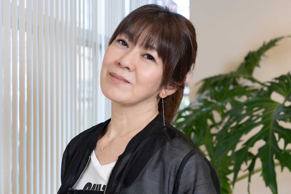 「スタジオみたいでかっこいい」　おしゃれな自宅公開の網浜直子に「綺麗やし広っ」「ゴージャス＆素敵」