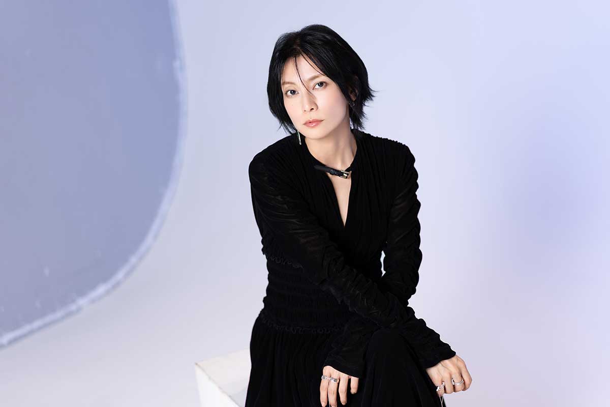 『スキャンダルイブ』で芸能事務所の女社長を演じる【写真:増田美咲】