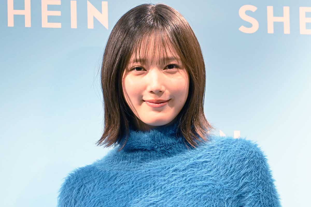 本田翼、ミニスカや上目遣いにファン歓喜「やば～い!!」「色っぽくなったね」