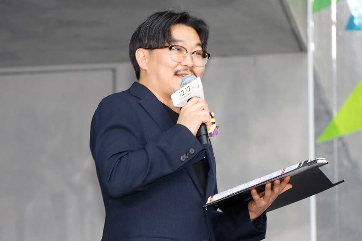 破局を報告したオズワルド伊藤、恋愛映画のイベントでキレ芸「確認したじゃねぇか！」