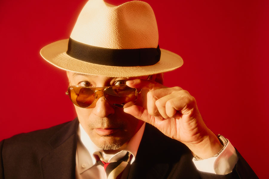 【PR】横山剣、歴代の“相棒”は50台超！ ベレット、キャデラック、クラウン……クラシックカーを乗り継いだ愛車遍歴