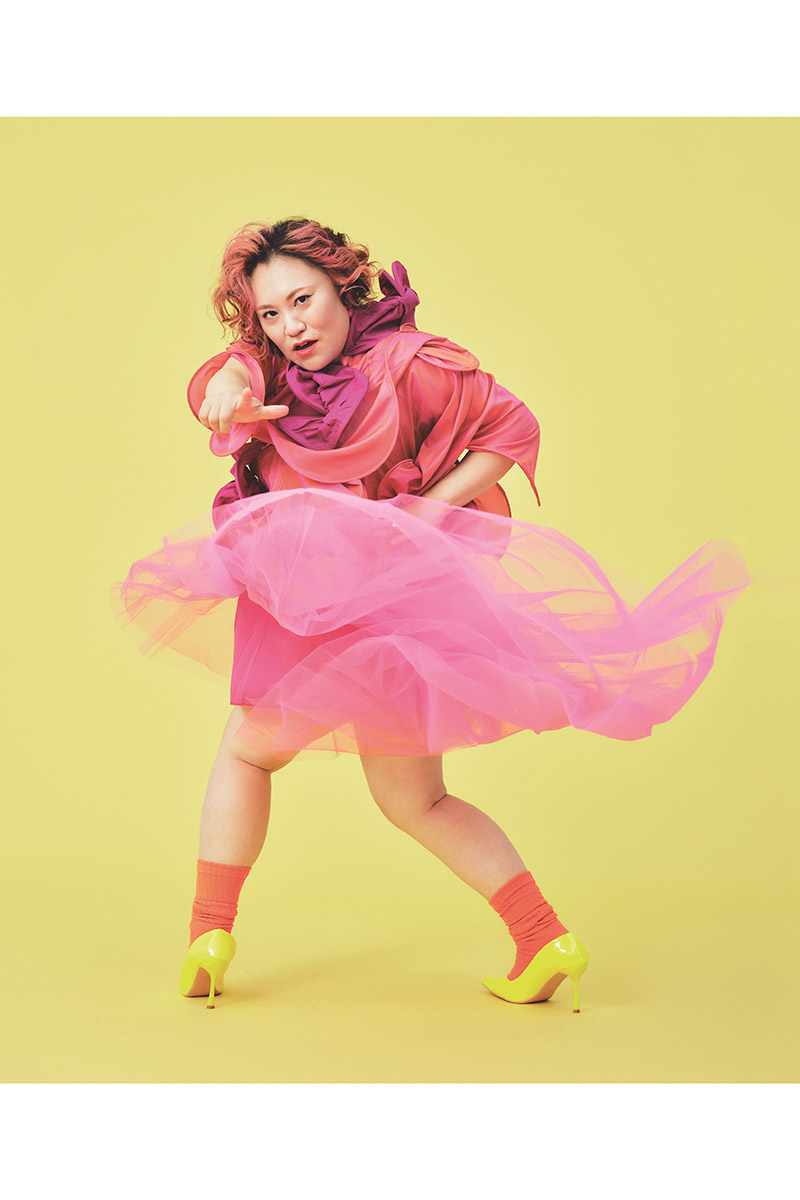 『ゼクシィ』1月号に登場するフォーリンラブのバービー