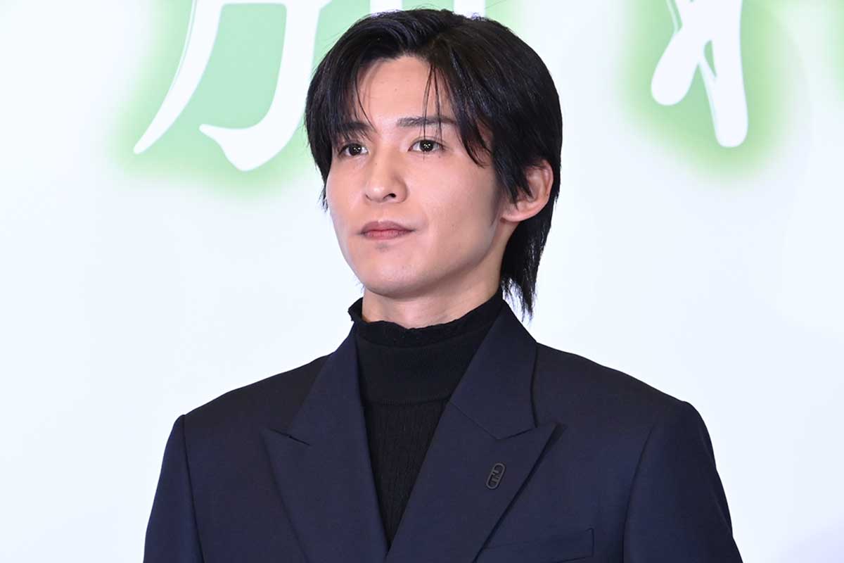 目黒蓮、葬祭プランナー役で“納棺の儀”をひたすら自主練「着物の畳み方などを家で」