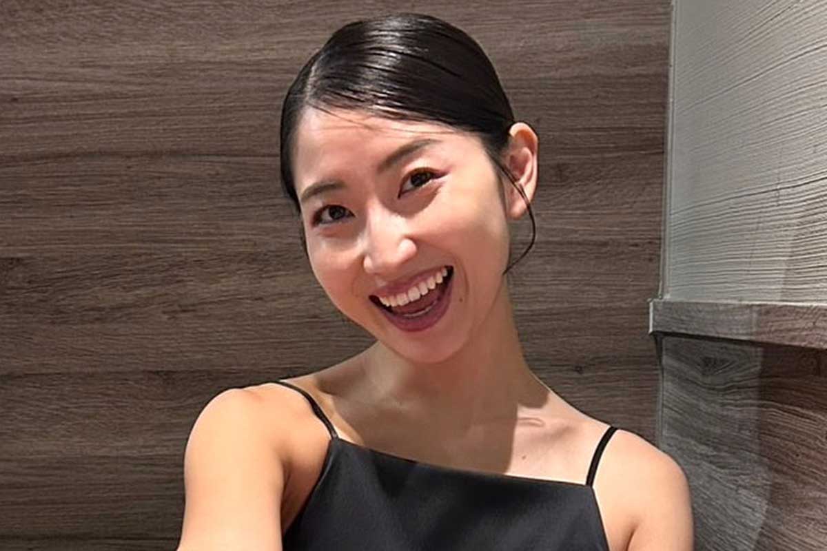 早稲田大卒レスラーが割烹着で料理　本格的な様子に「美人女将」「良い奥様感が凄い！」の声