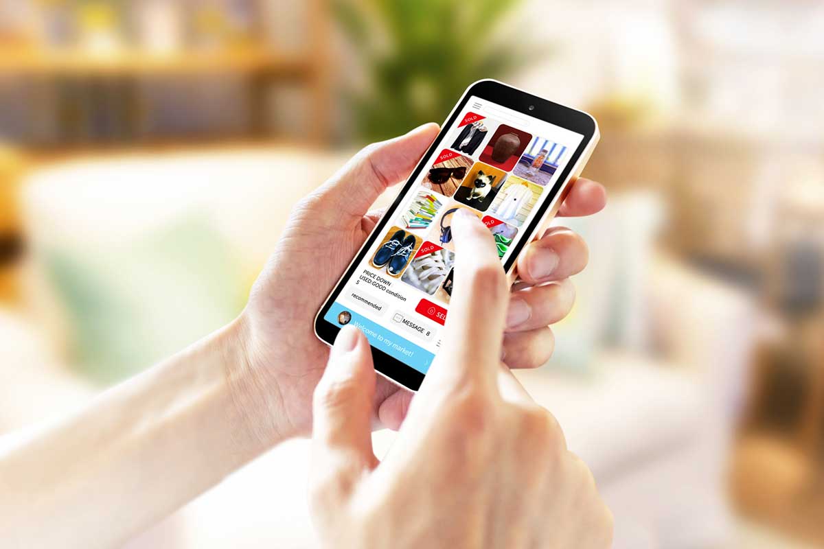 980円フリースをキムタクが着用→2万5000円に　メルカリで即転売…「着ただけで即プレ値」状態