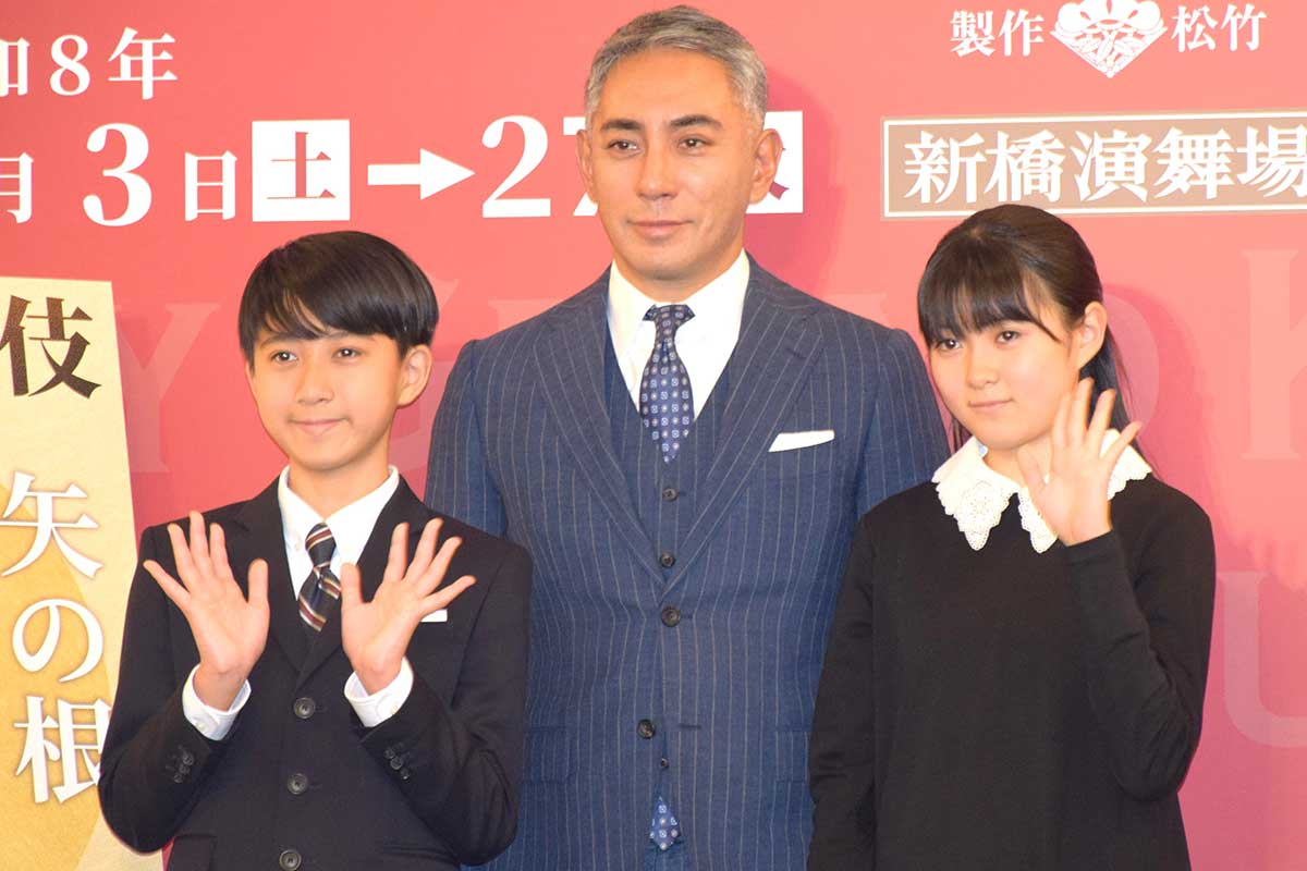 取材に応じた市川新之助（左から）、市川團十郎、市川ぼたん【写真：ENCOUNT編集部】