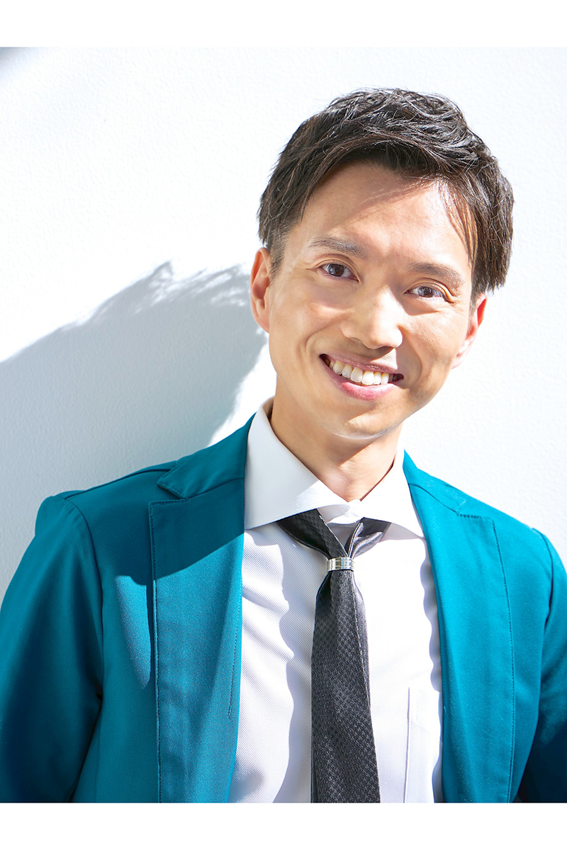 東京初のディナーショーを開催した古村勇人【写真：鈴木惇一郎】