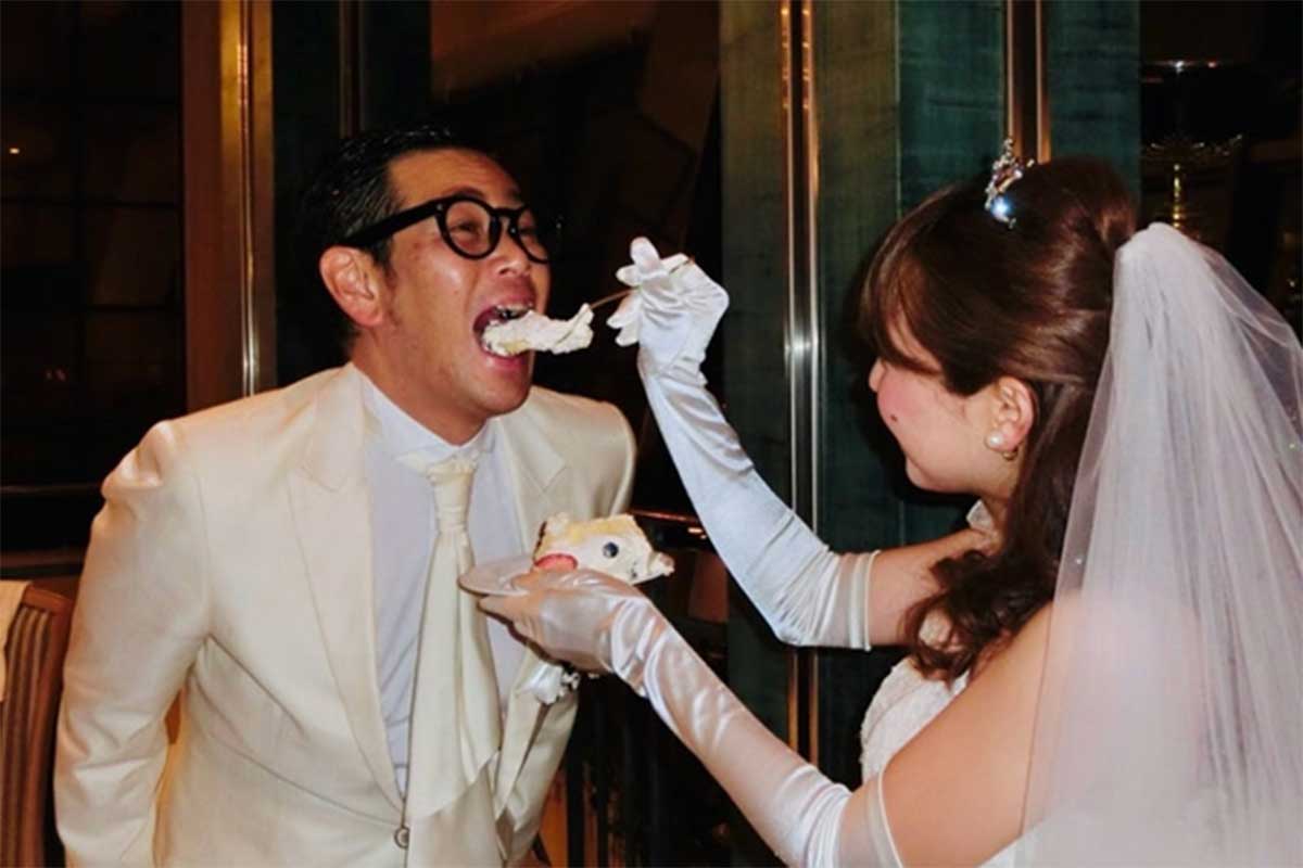 ココリコの遠藤章造（左）と妻・まさみさん【写真：(C)ココリコ遠藤嫁オフィシャルブログ「遠藤家のリズムを知ってるかい！？ ほほほ～い！」Powered by Ameba】