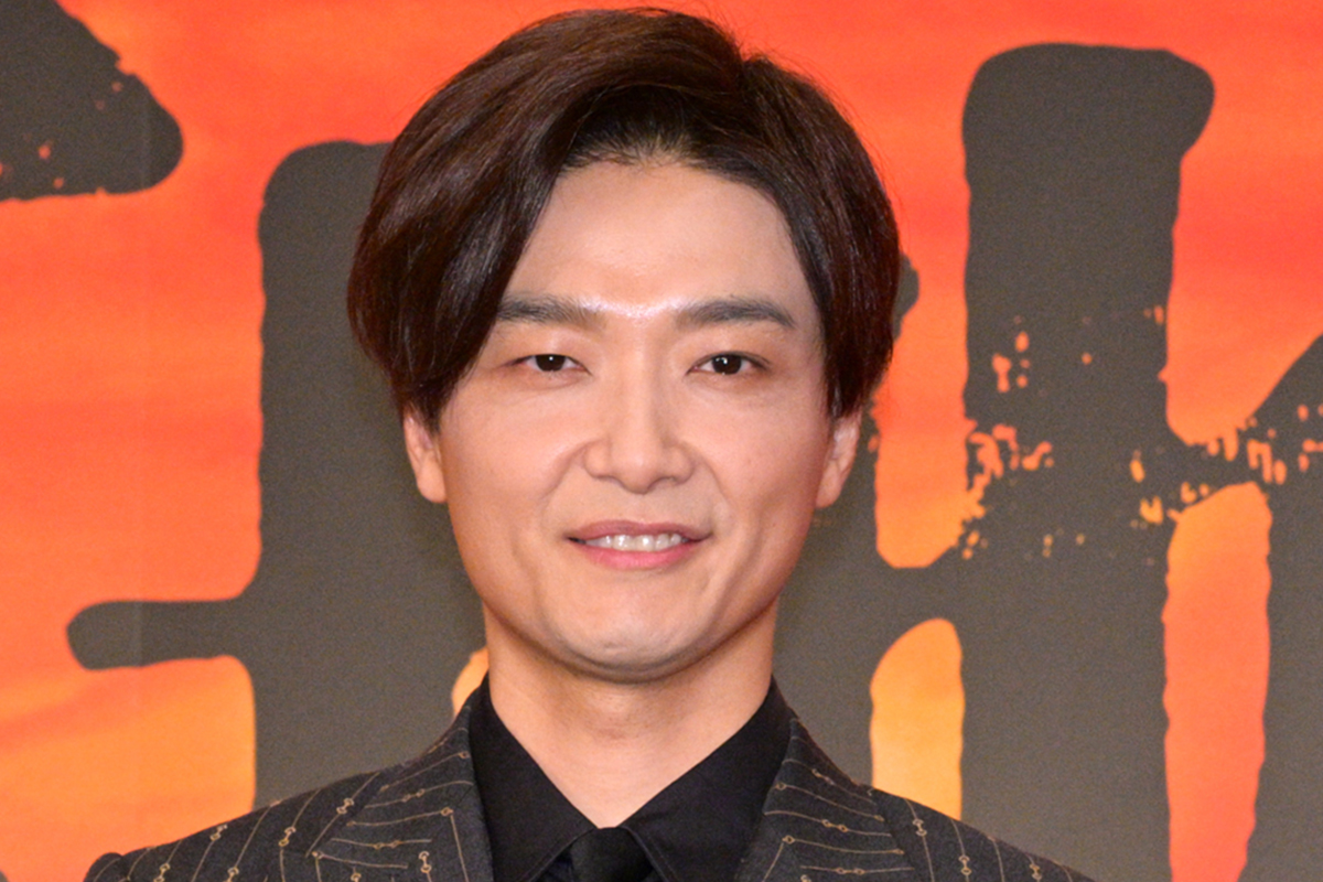 井上芳雄、上白石萌音＆萌歌と劇中で“結婚”「上白石ファンから嫌われていると思う（笑）」