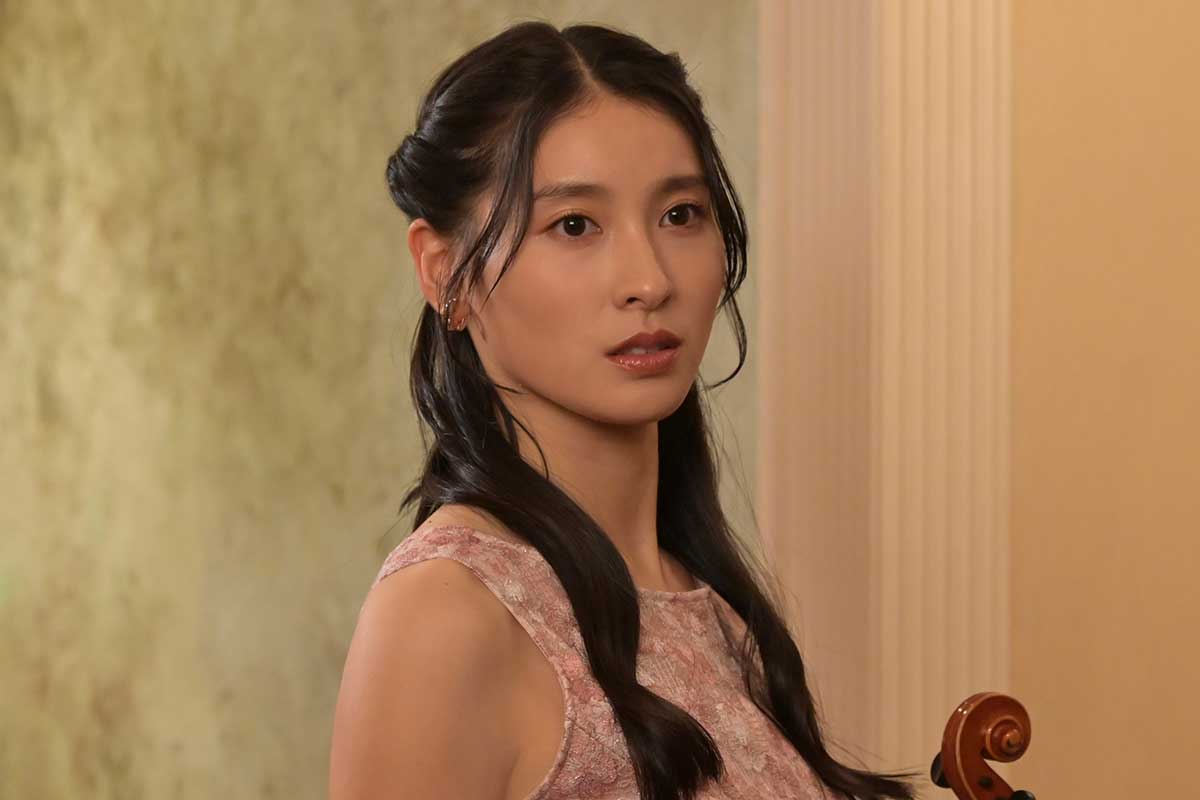 土屋太鳳、『ザワつく！』コラボドラマに電撃参戦　天才バイオリニスト役のキーマンに