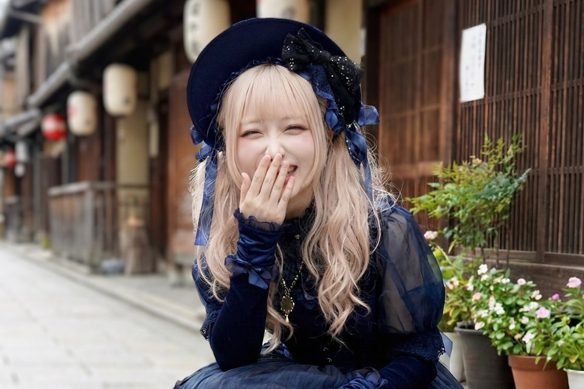 「48歳男ってのが衝撃的すぎる」谷琢磨、猫に“コタツ扱い”される一枚が話題「性別と年齢で2度びっくり」