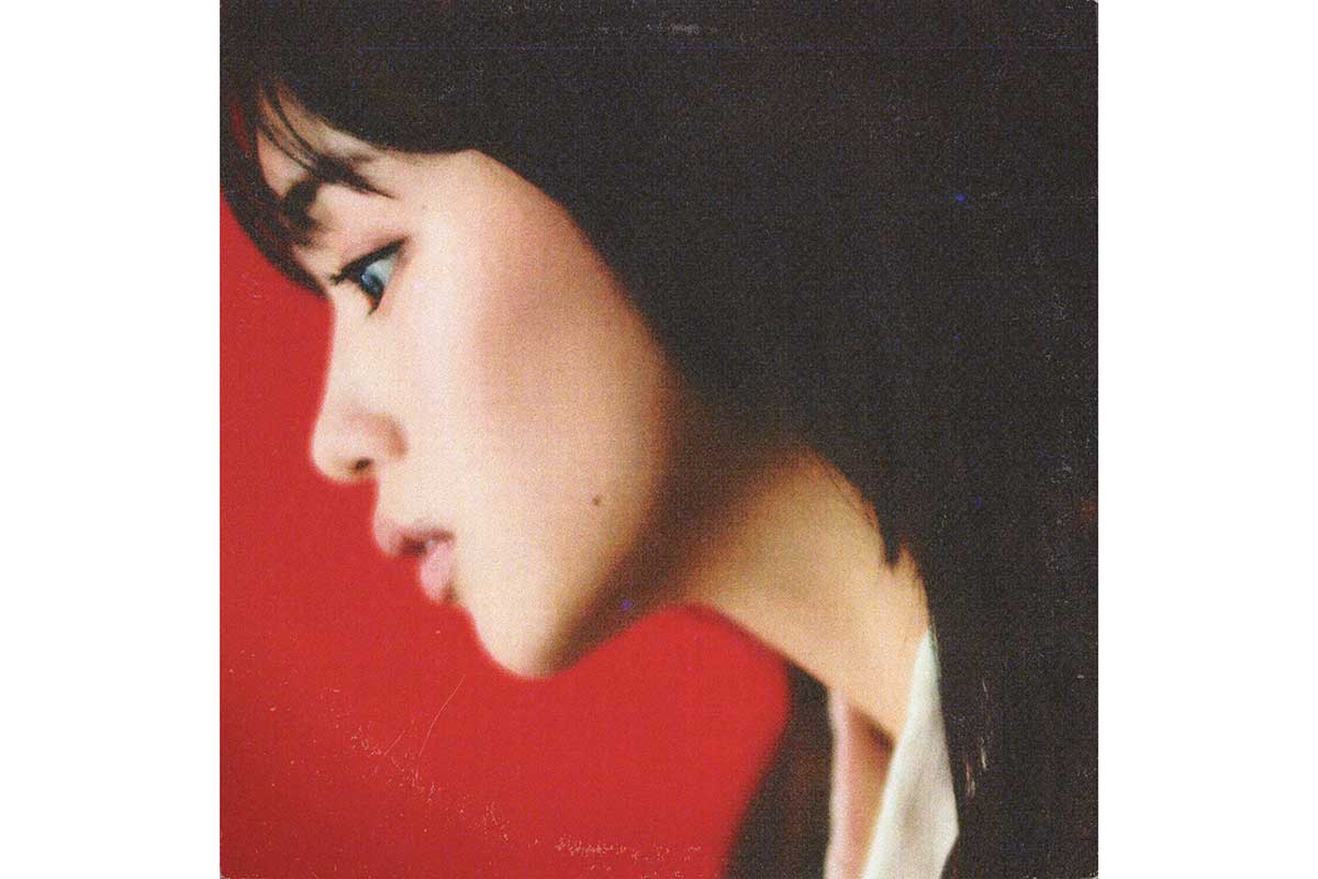 藤原さくら、2年ぶり6作目の新アルバム『uku』リリース　“赤”が印象的なジャケ写も解禁