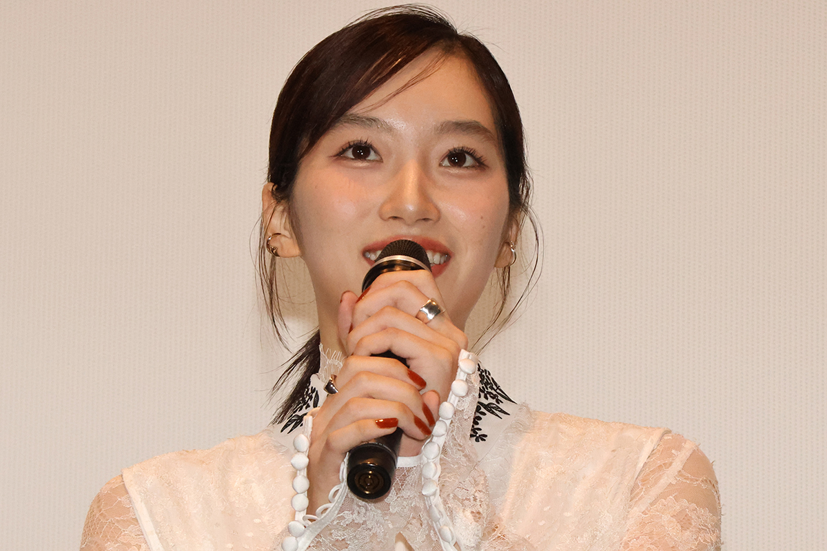 片岡凜、声優初挑戦で共演者からまさかの“壁ドン”　田牧そら「かっこいい感じがつかめた気が」