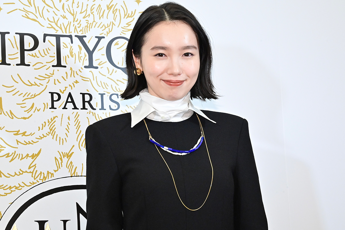 飯豊まりえ、クリスマスは「お家でまったり」　舞台期間中も「ケーキとおいしいご飯」を楽しみに